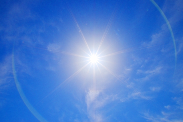 外壁塗装　紫外線